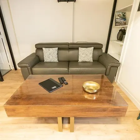 La Mezzanina - Hypercentre - Gare * Анже